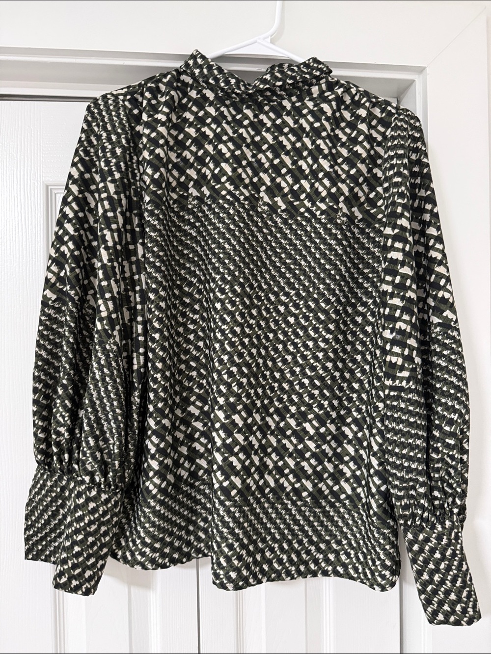 Green & Cream Patterned Women's Blouse